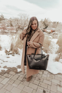 Reno bloggers, Ashley Zeal Hurd and Emily Wieczorek from The Ashley and Emily Blog share all the pieces in their winter capsule wardobe.